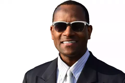 Akosua Afriyie-Kumi מפיקת אופנה גאנה, יועצת מותג ובלוגרית