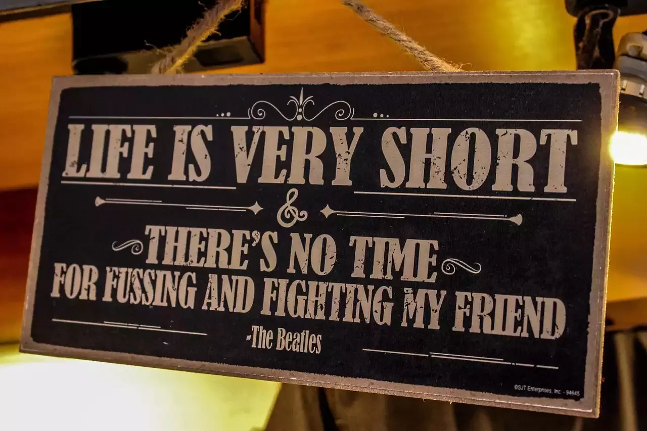 השפעת מוזיקת הפופ על אופנה של שנות ה-60