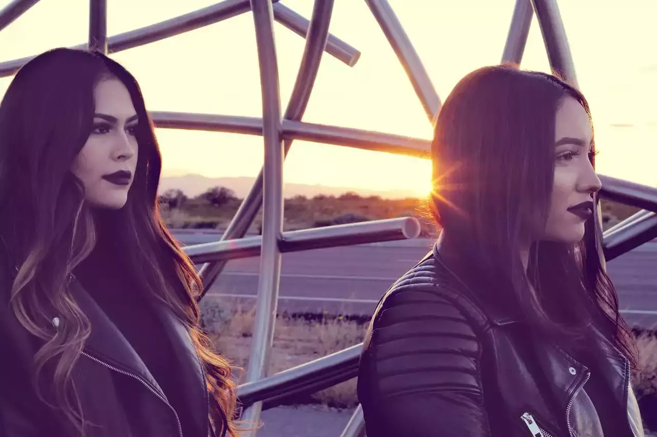 אופנת עור מחוץ לאיטליה